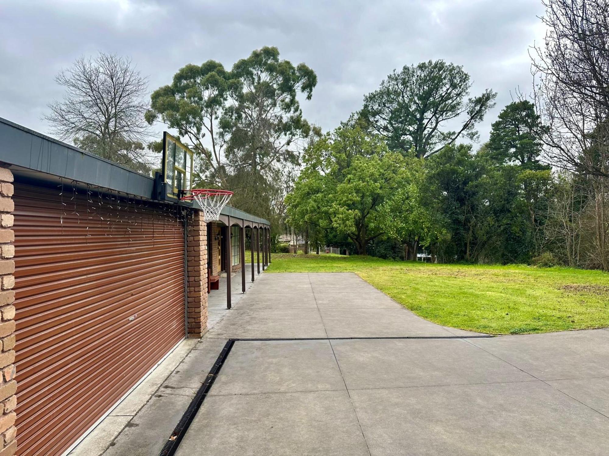 Tree-Lined Donvale Nature Family Getaway Villa Exterior photo